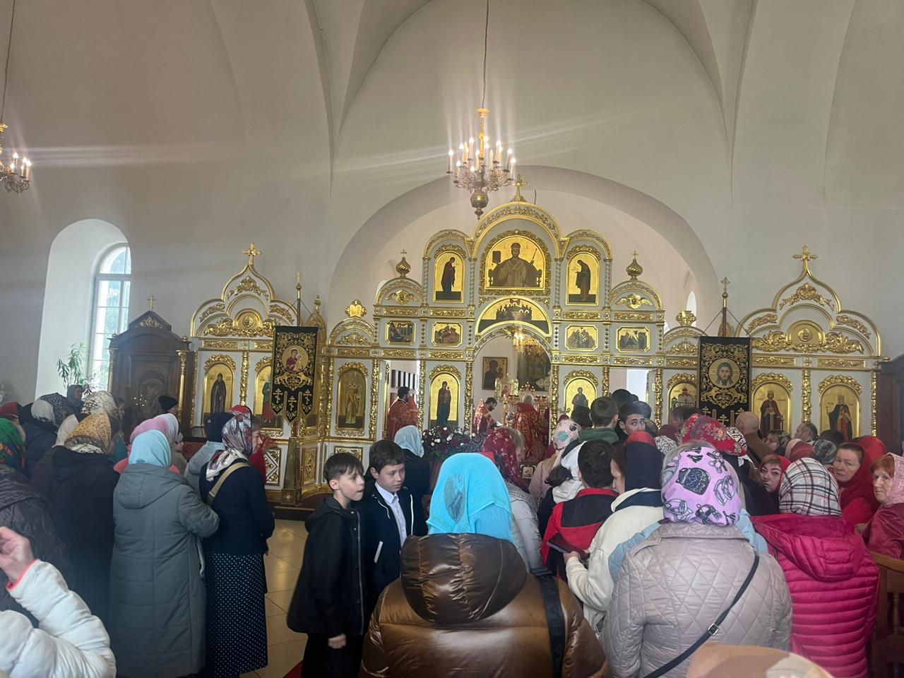 Пасхальный праздник Детская Божественная Литургия 