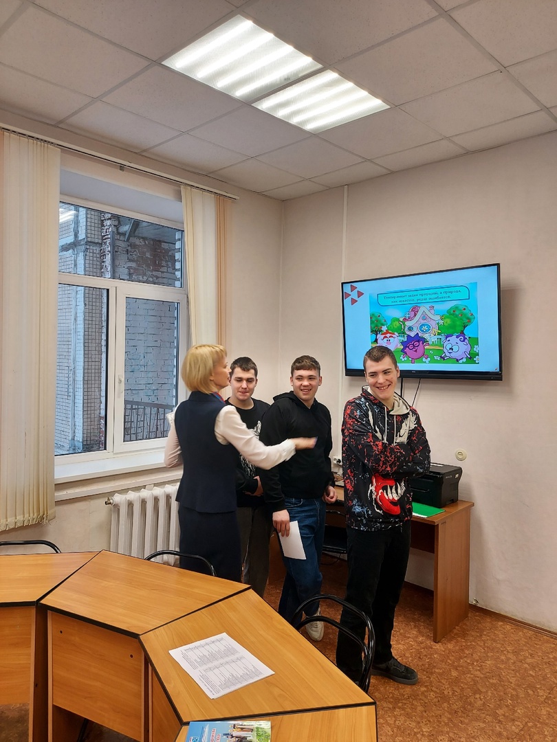 Профориентационная работа с воспитанниками ГБУ ЛО «Тихвинский ресурсный центр»