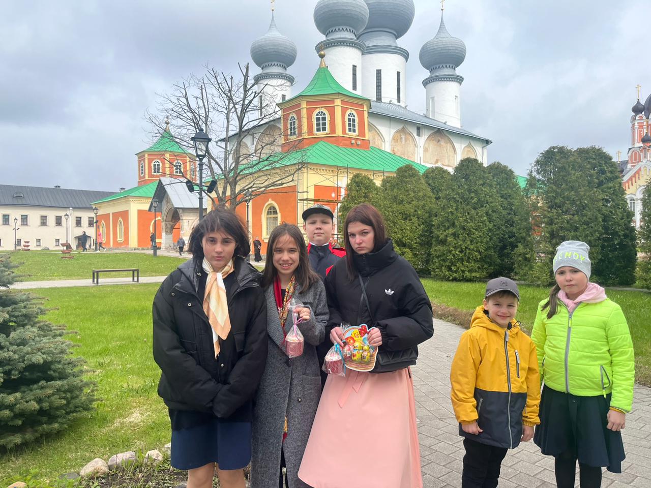 Пасхальный праздник Детская Божественная Литургия 