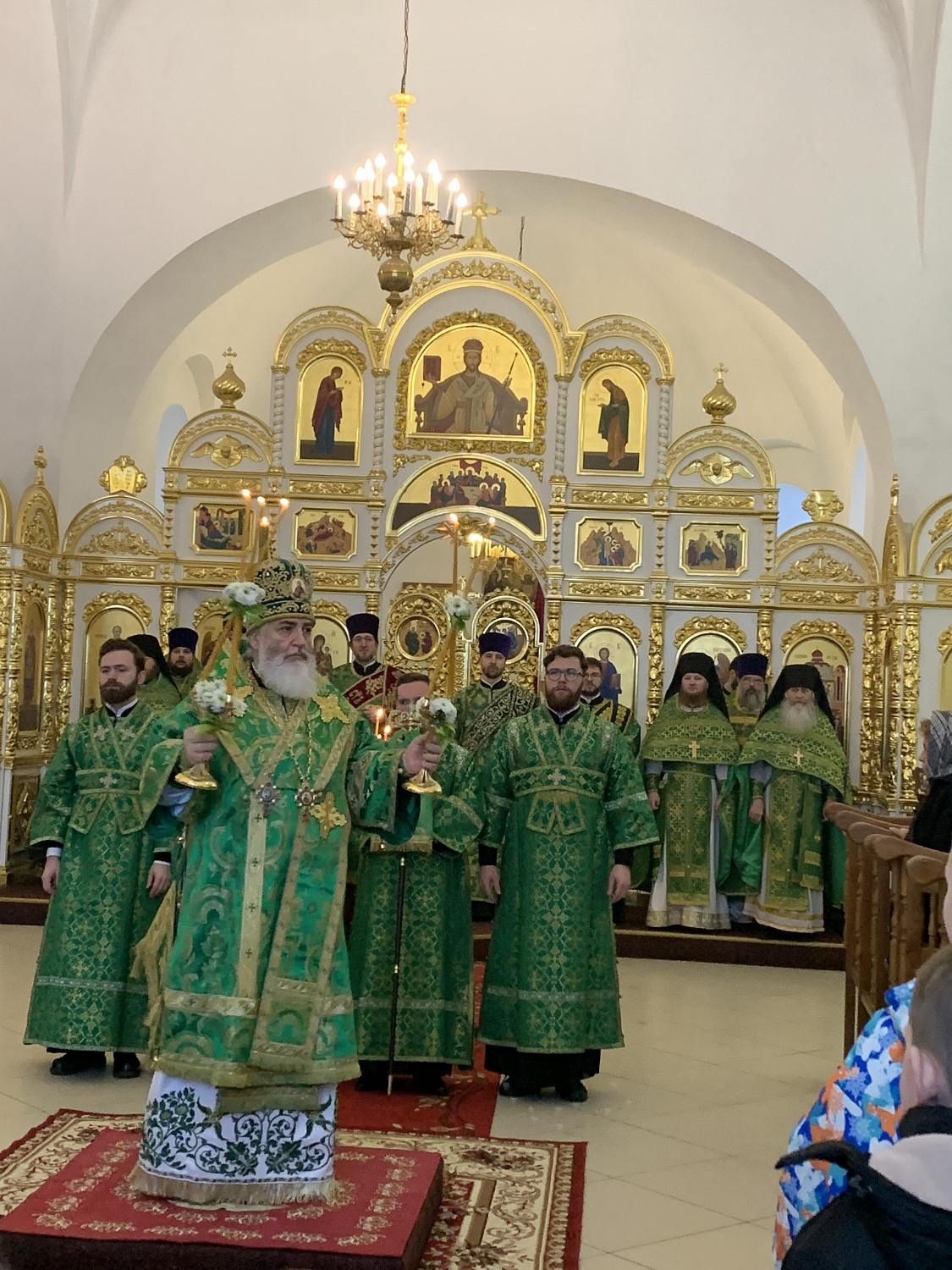 Традиционная Рождественская елка в Тихвинском Богородичном Успенском мужском монастыре