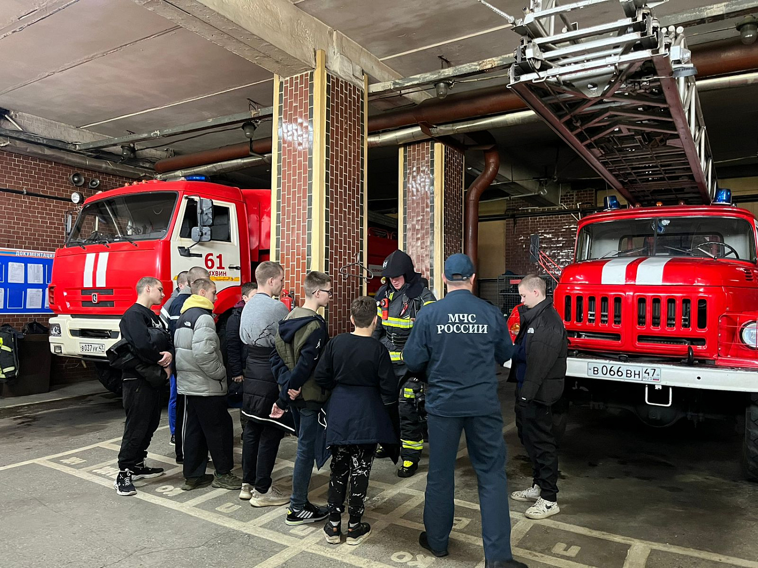 Экскурсия в 61 пожарно-спасательную часть