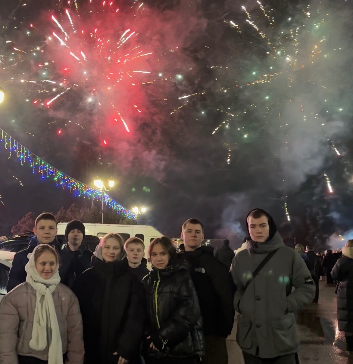 Салют в честь освобождения Тихвина: память и гордость