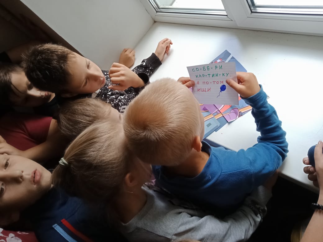 Поздравляем с днём рождения именинников Дарью и Мирона!