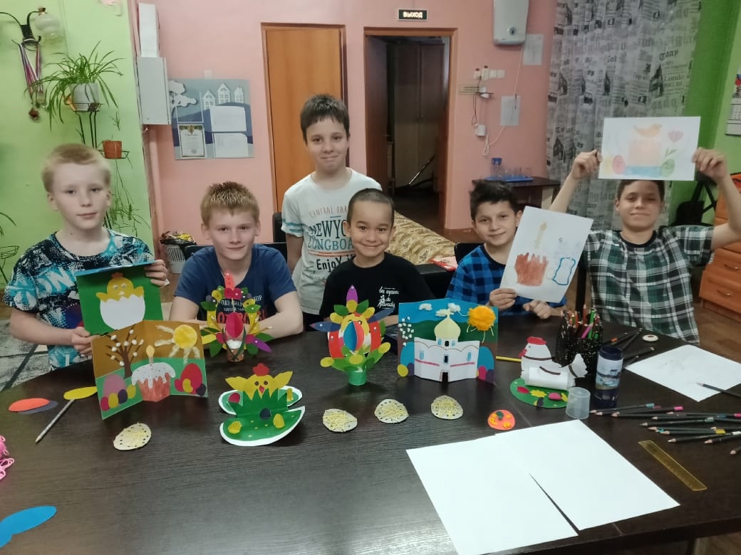 Творческая мастерская на Пасху: семейный вечер с поделками
