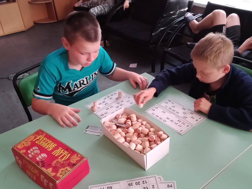 В свободное время играем в настольные игры