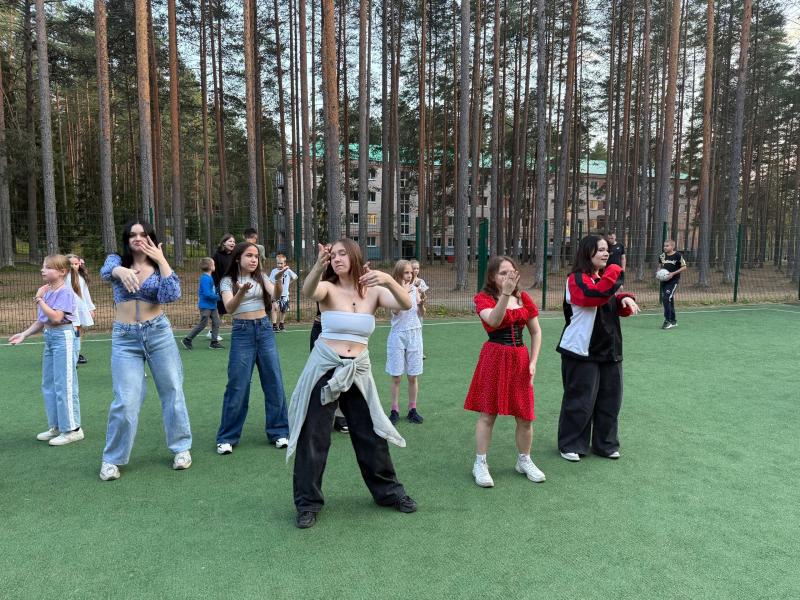 Волшебная дискотека в лагере