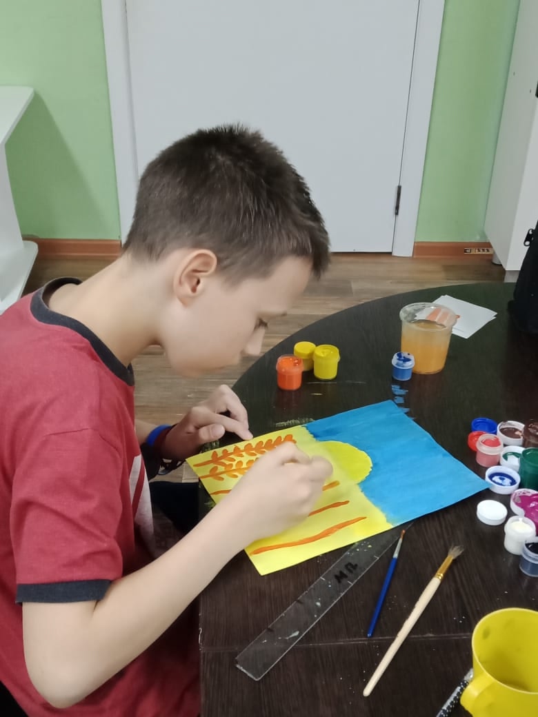 И хлеб душистый, и рисунок чисты