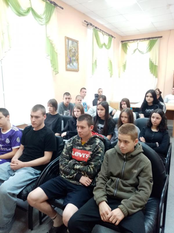 Геодезия – профессия древняя и ультрасовременная: бывшая воспитанница вдохновила ребят на выбор будущего.