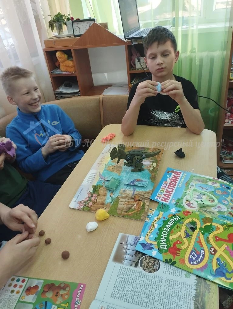 Международный день динозавров: путешествие в прошлое.