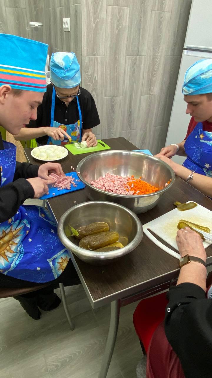 Поздравляем с Днём Рождения Андрея П.
