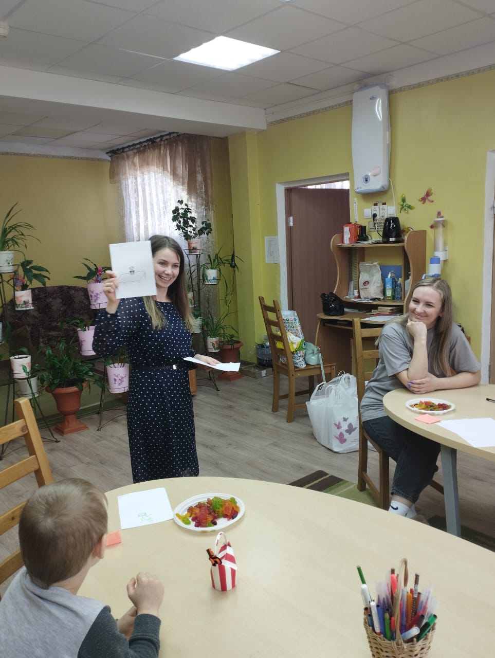 Подготовка подарков к Дню Великой победы