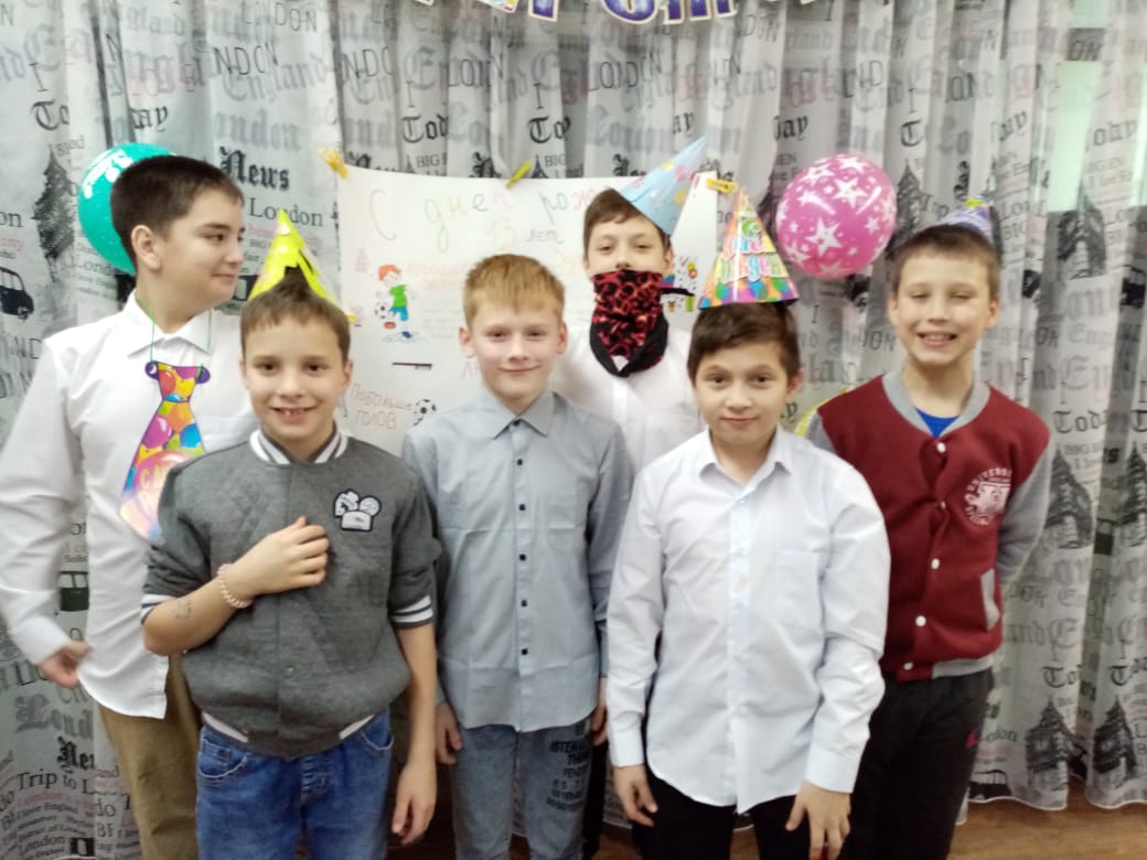 Поздравляем с днем рождения Артема Б.