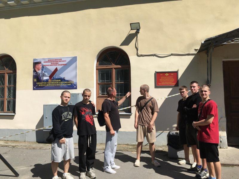 Знакомство с профессиональными образовательными учреждениями военной и правоохранительной направленности