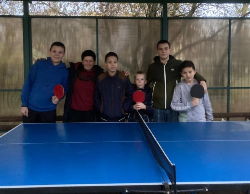 Осенний турнир по настольному теннису: борьба за звание чемпиона!