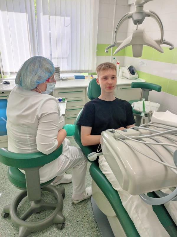 На приёме у стоматолога