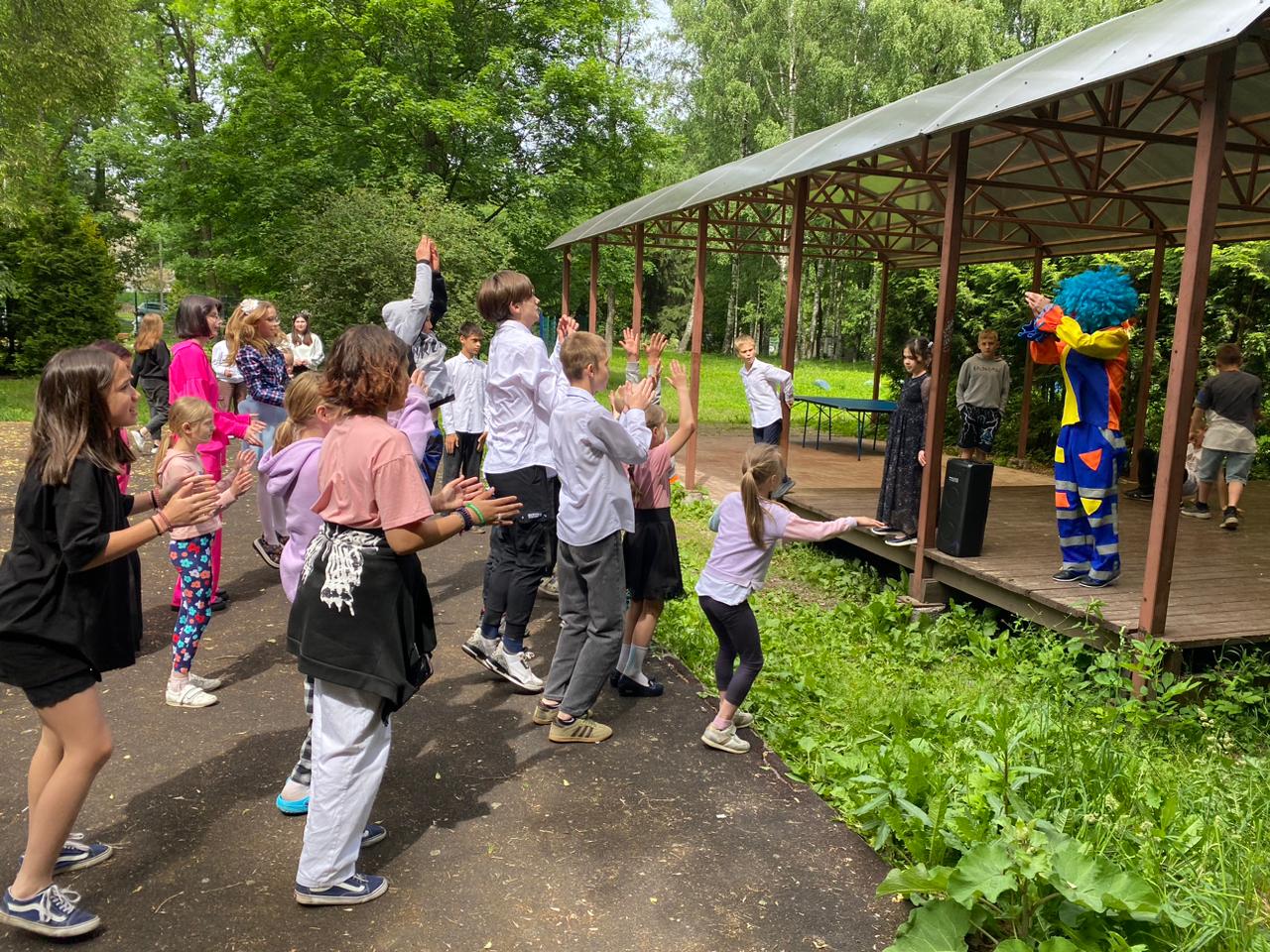 Поздравление ФГБУ ДТС "Пушкинский" с Днем медицинского работника от детей