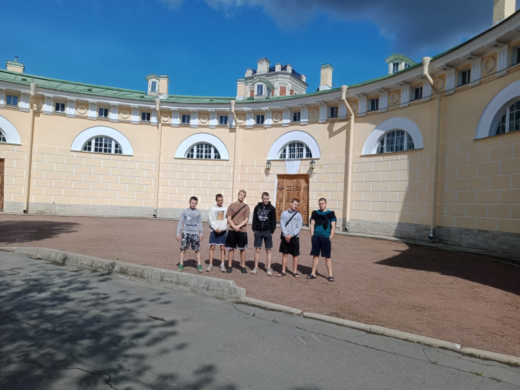 Экскурсия в "Придворный экипаж в Царском Селе"