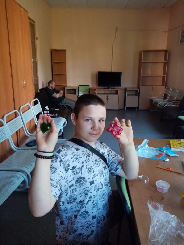 Детские мыльные шедевры: забота и творчество