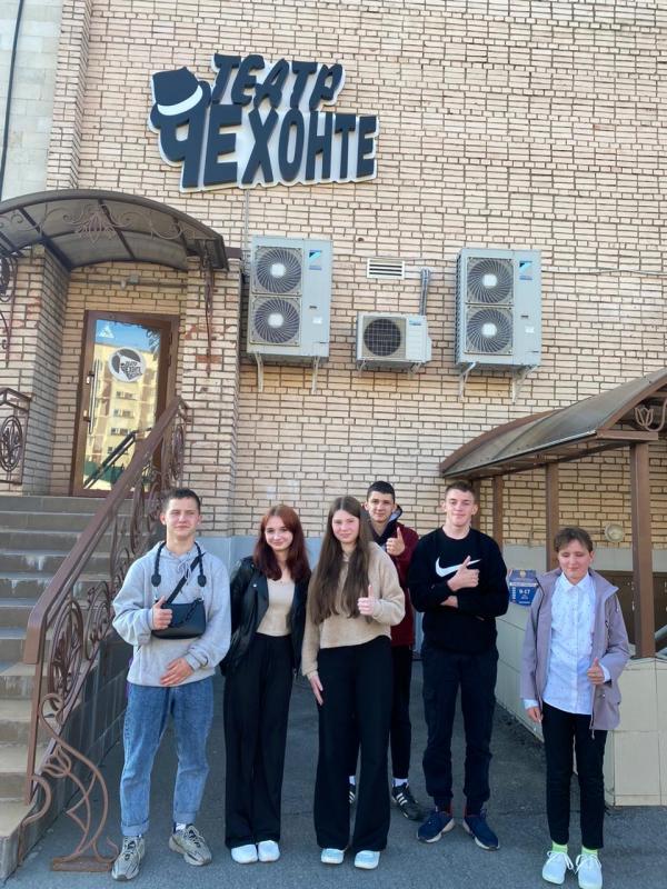 В детском театре "Чехонте"
