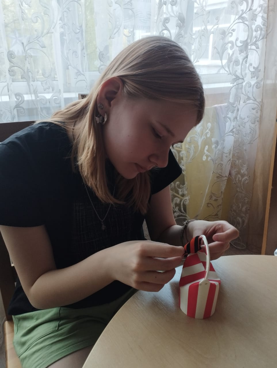 Подготовка подарков к Дню Великой победы