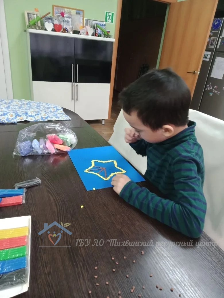 Рисунки и поделки ко Дню Победы для участия во Всероссийском конкурсе