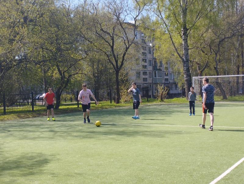 Весенняя прогулка
