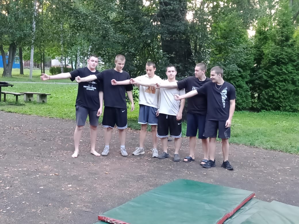 Вечер отдыха "В кругу друзей"