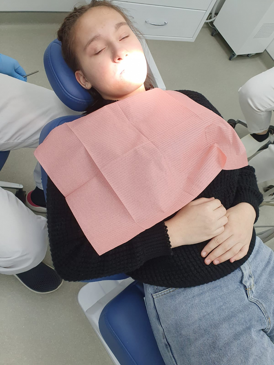 Лечение детских зубов