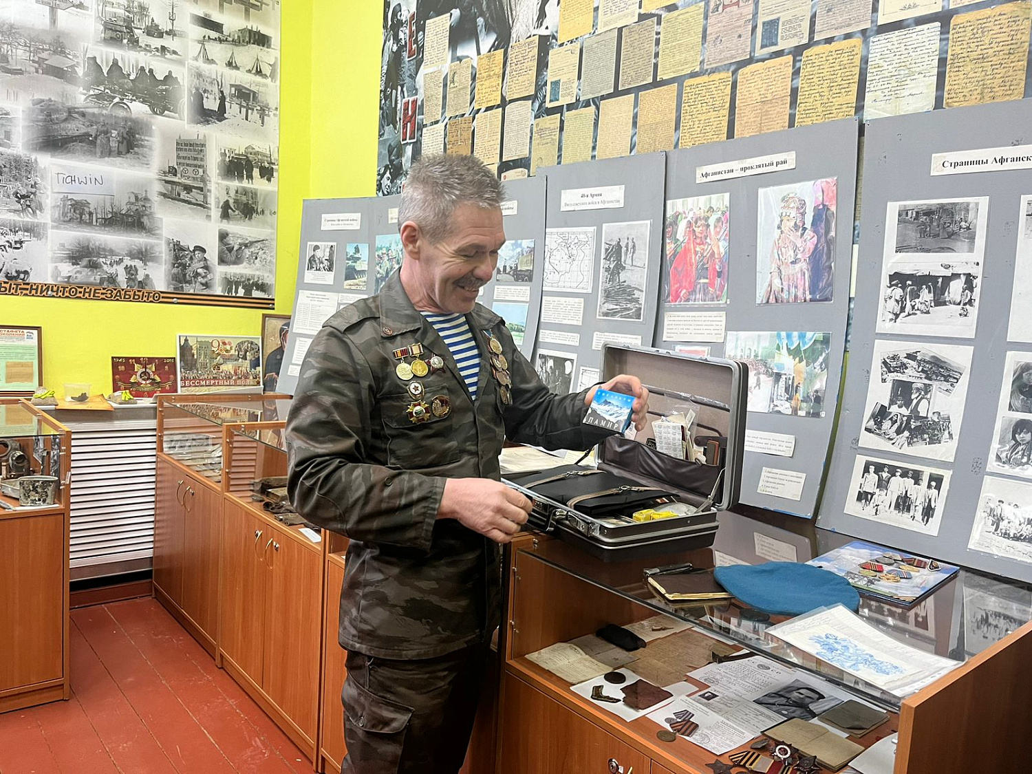 Встреча, посвященная 35 годовщине вывода советских войск из Афганистана.