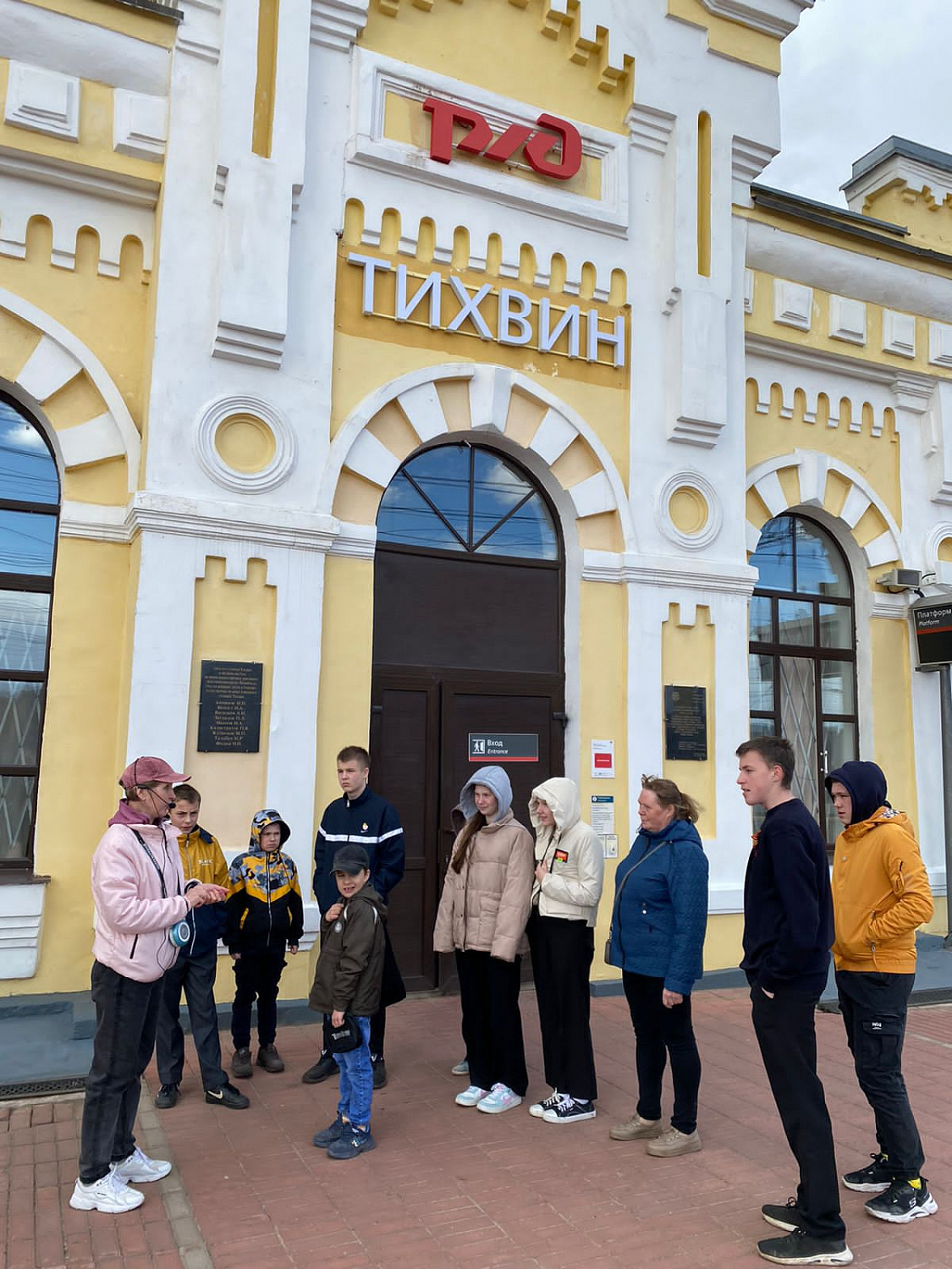 Экскурсия по местам боевой славы города Тихвина