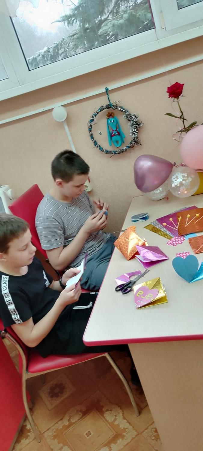 Подготовка к 8 Марта 2025 