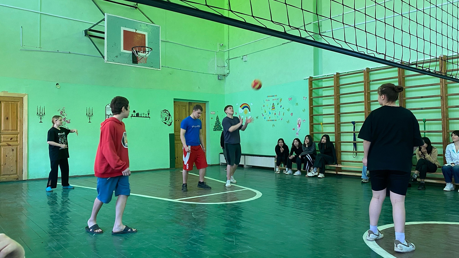 Дружеская встреча по волейболу и пионерболу 