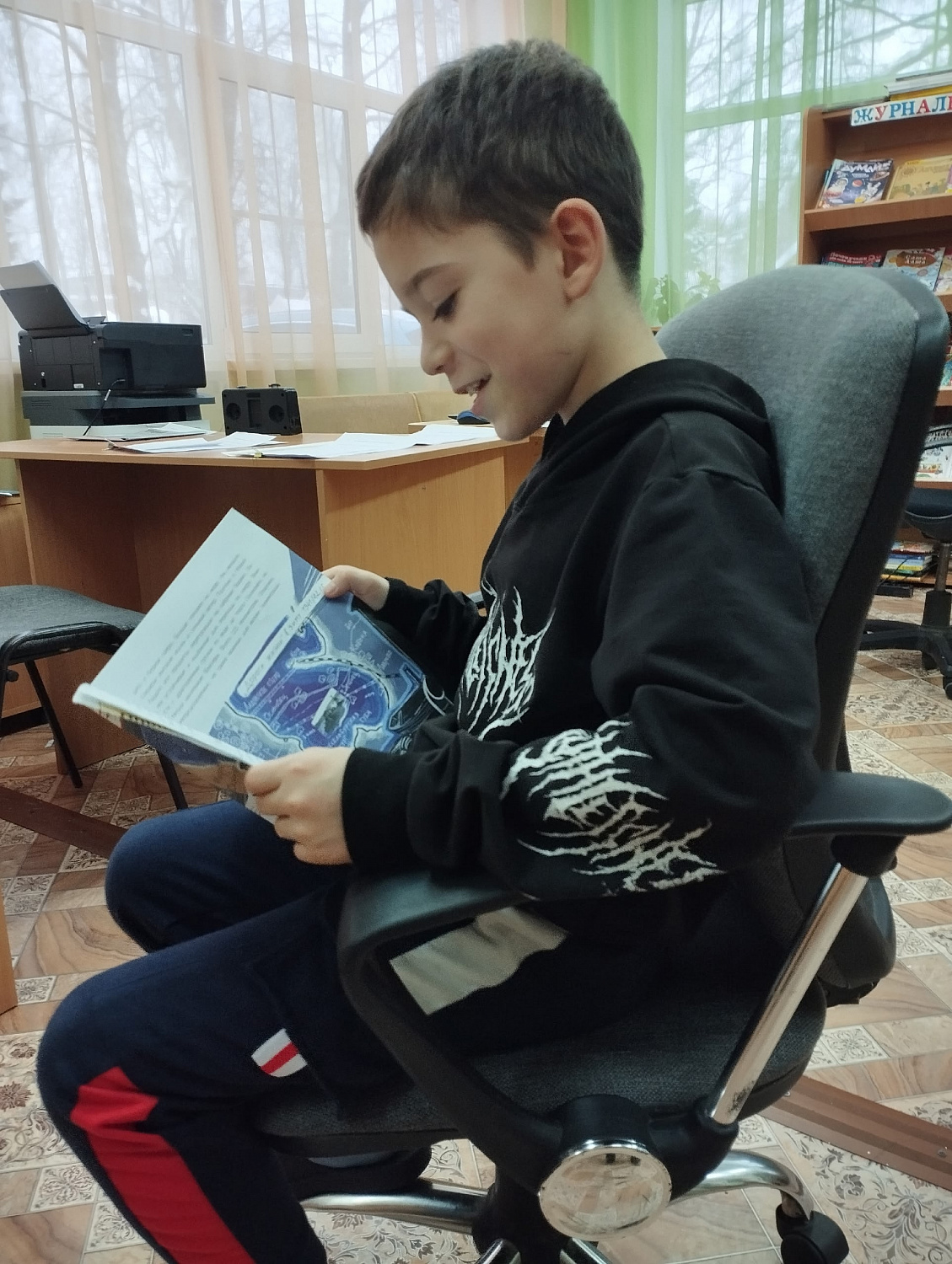 Интеллектуальный квиз «Тихий азарт: битва кроссвордов и ребусов»  Шелест карандашей и звонкие «Эврика!» Как мы провели самый интеллектуальный и азартный вечер в тишине.