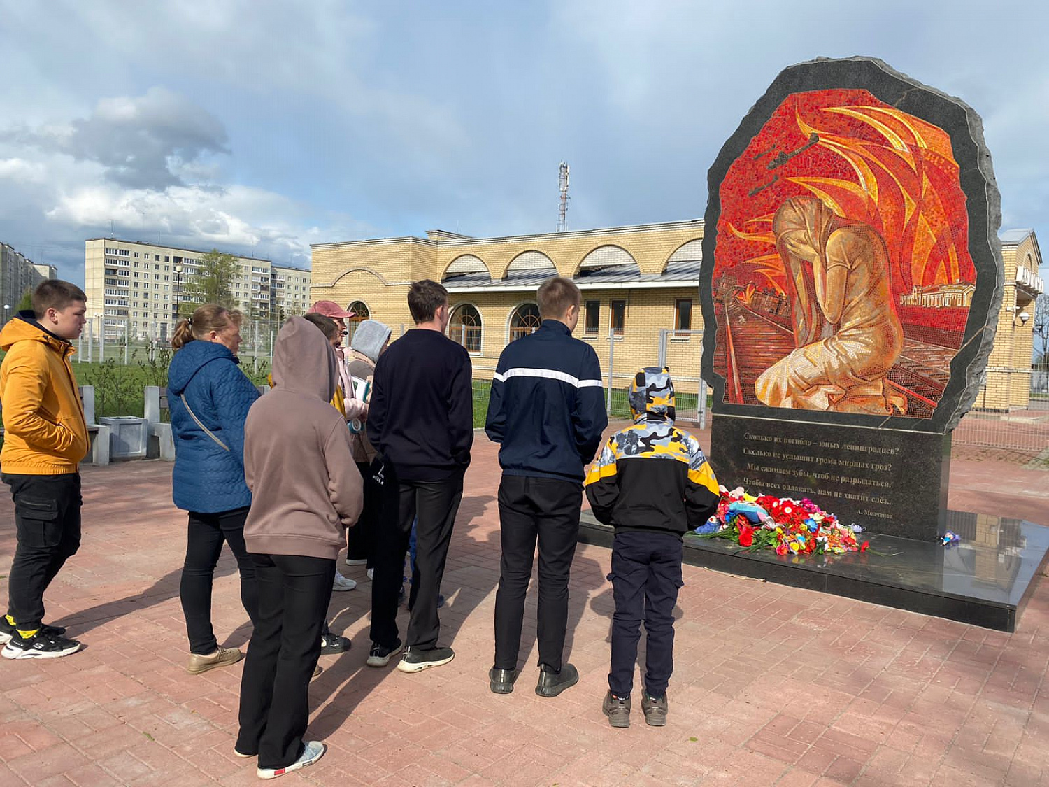 Экскурсия по местам боевой славы города Тихвина