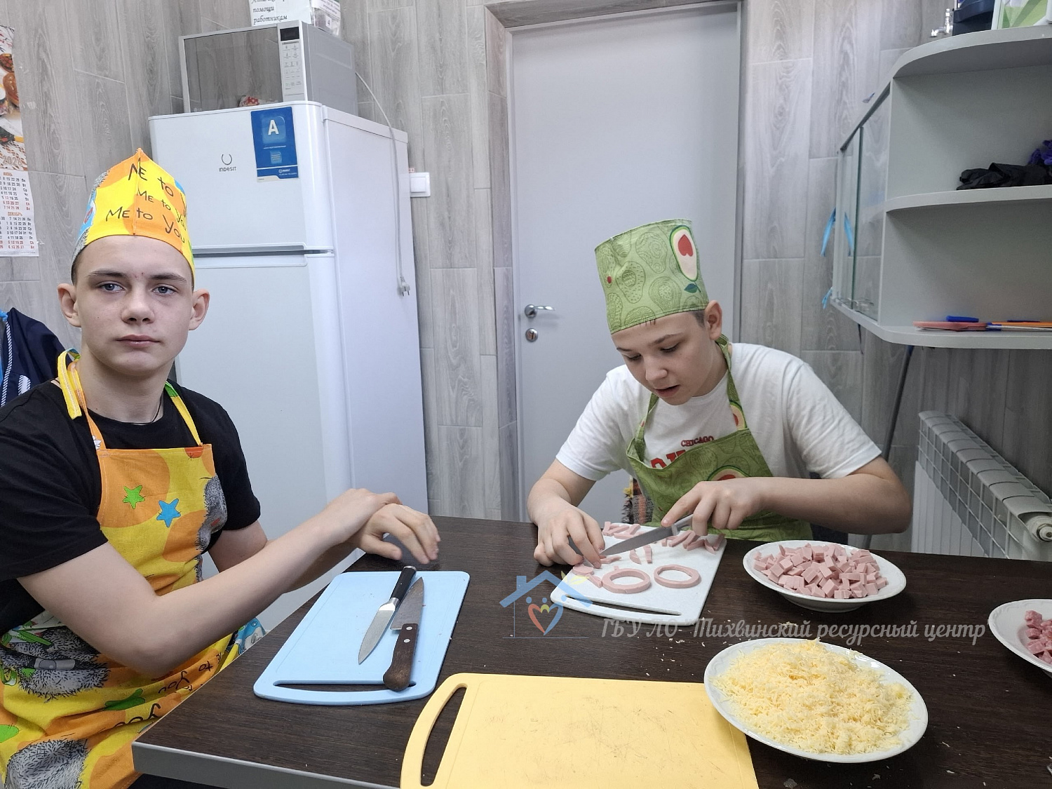 Как наши юноши поздравили девушек с 8 Марта