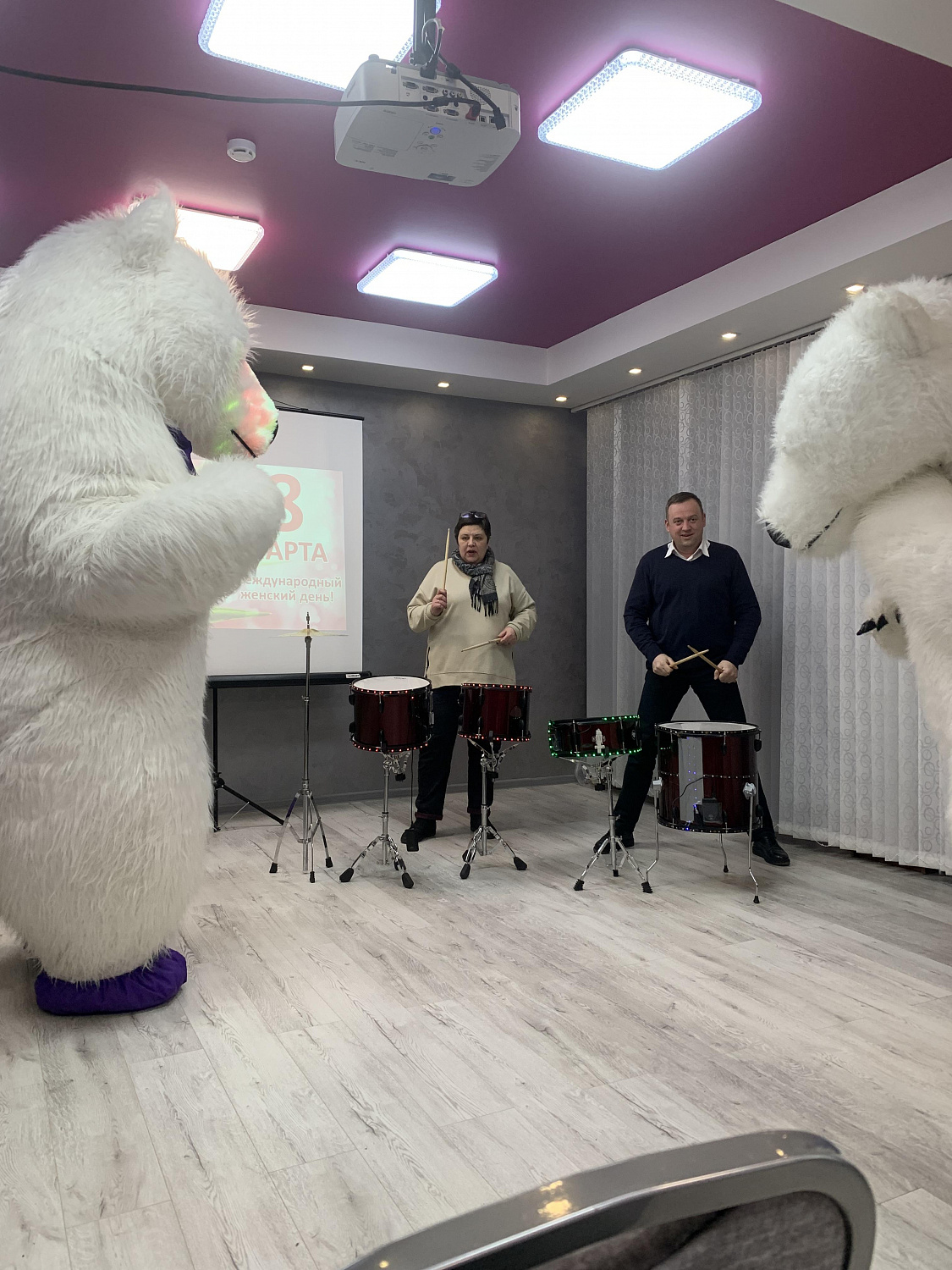 Праздничный концерт, посвящённый 8 марта