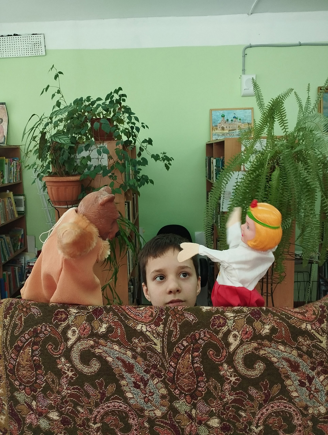 Кукольный театр, народные игры и ароматные баранки.