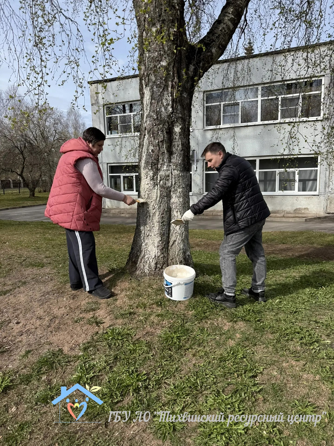 Весенний субботник в Тихвинском ресурсном центре