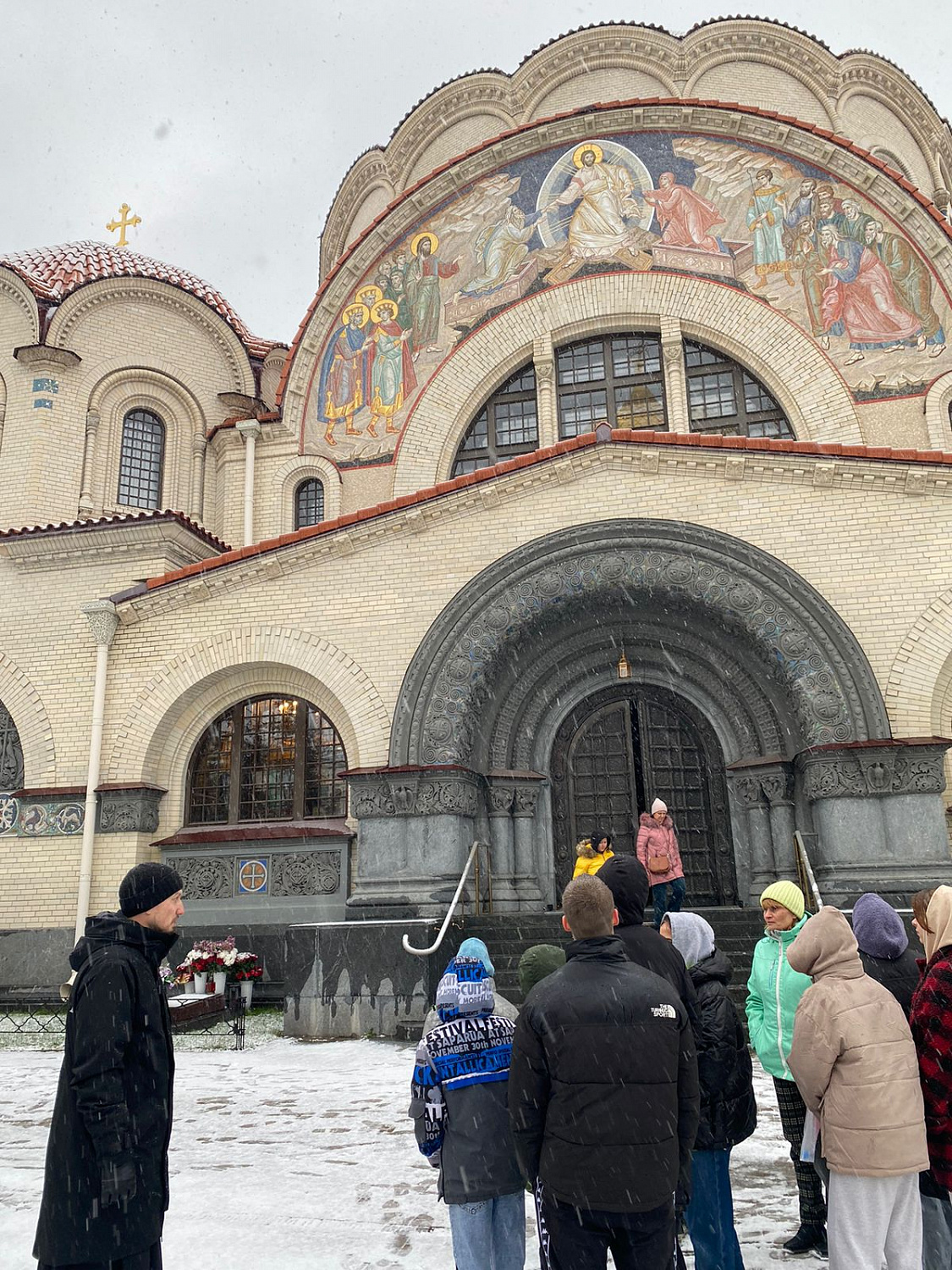 Экскурсия по мемориальной аллее Памяти в Московском парке Победы Санкт-Петербурга, а так же по объектам культурного наследия народов россии, расположенным в Санкт-Петербурге