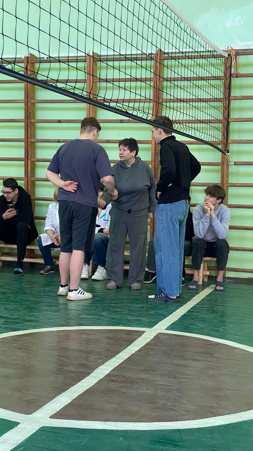 Дружеская встреча по волейболу и пионерболу 