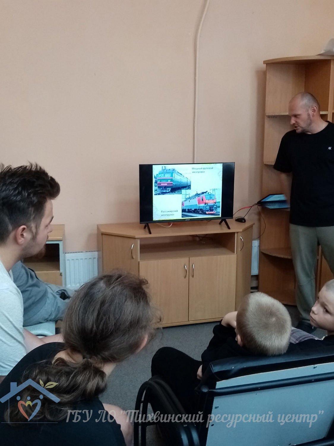 От паровоза до электропоезда: профориентационное путешествие в мир железных дорог