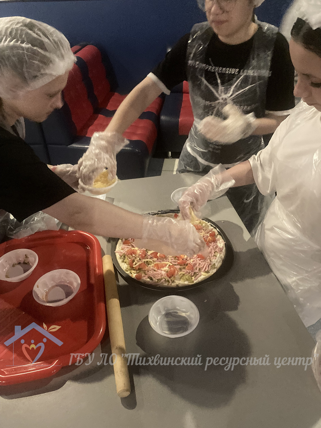 Вкусная победа: турнир по боулингу и приготовление пиццы