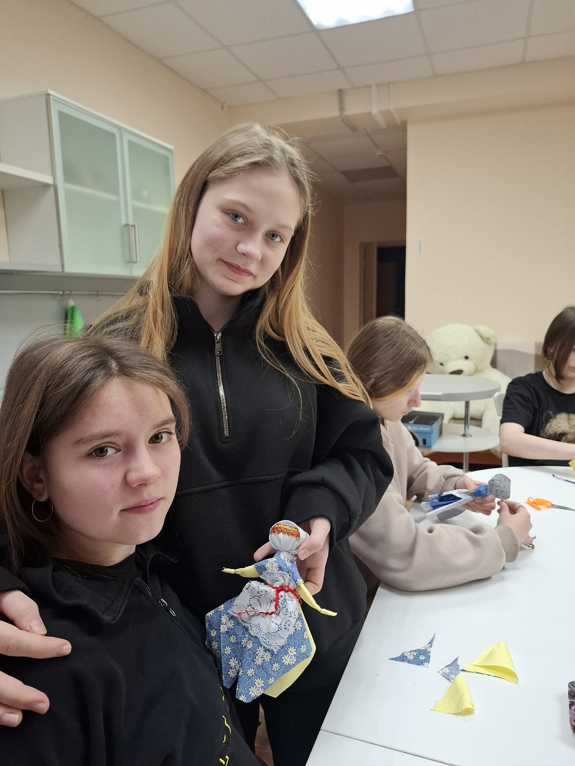 Образовательно-творческий проект «Хозяйка-рукодельница: кукла-оберег и помощница». 2 –й этап.