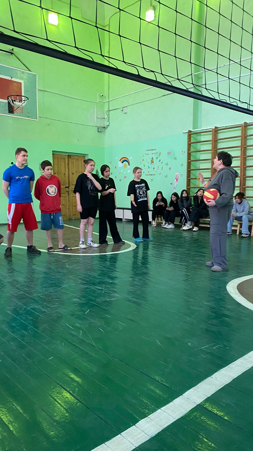 Дружеская встреча по волейболу и пионерболу 