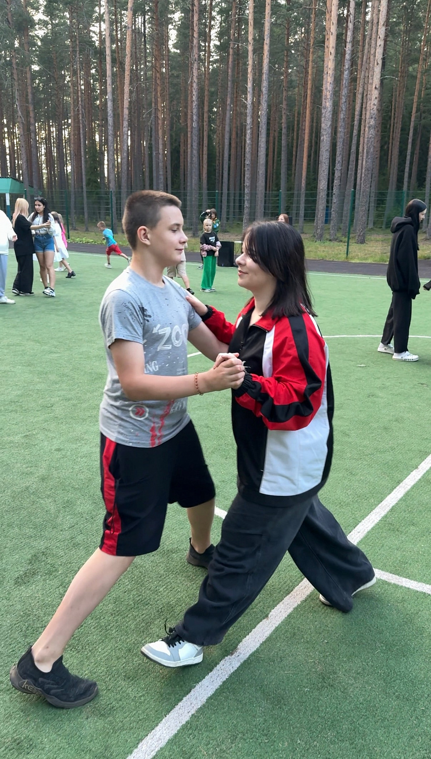 Волшебная дискотека в лагере