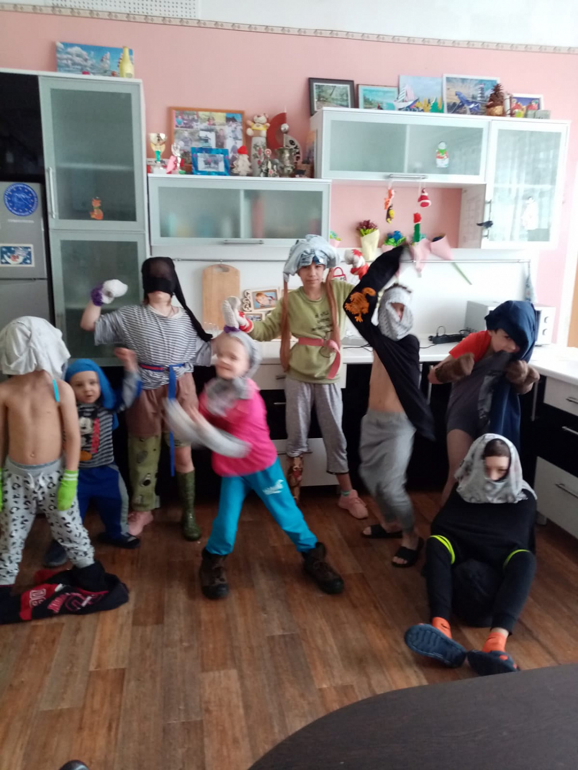 Первоапрельские шутки «Шиворот на выворот»