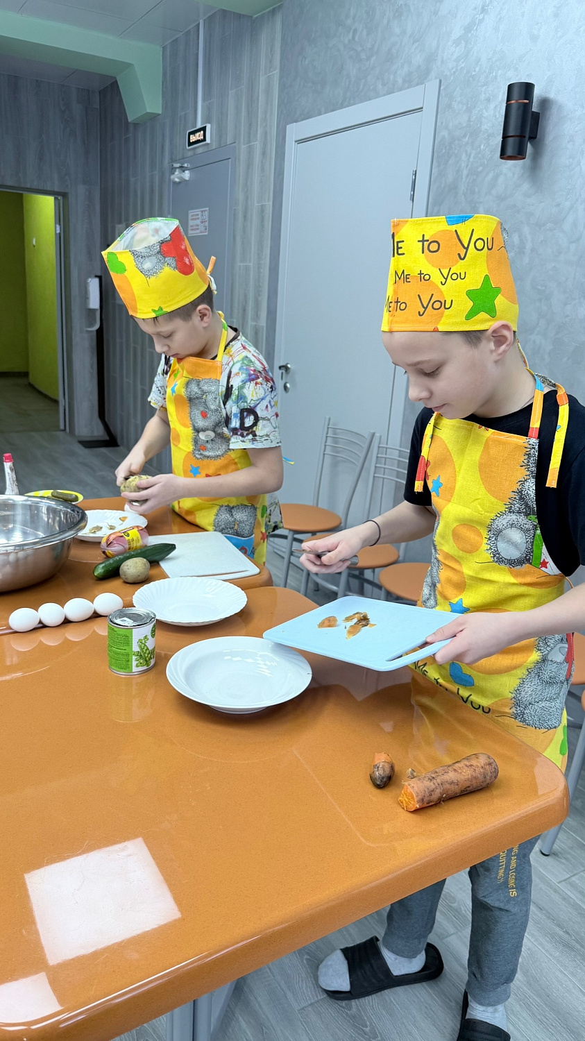 Зимние Игры. Кулинарный поединок №1 «Салаты народов России»