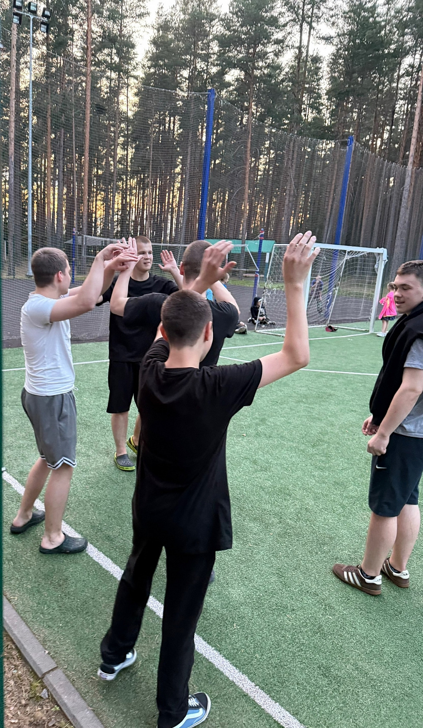 Волшебная дискотека в лагере